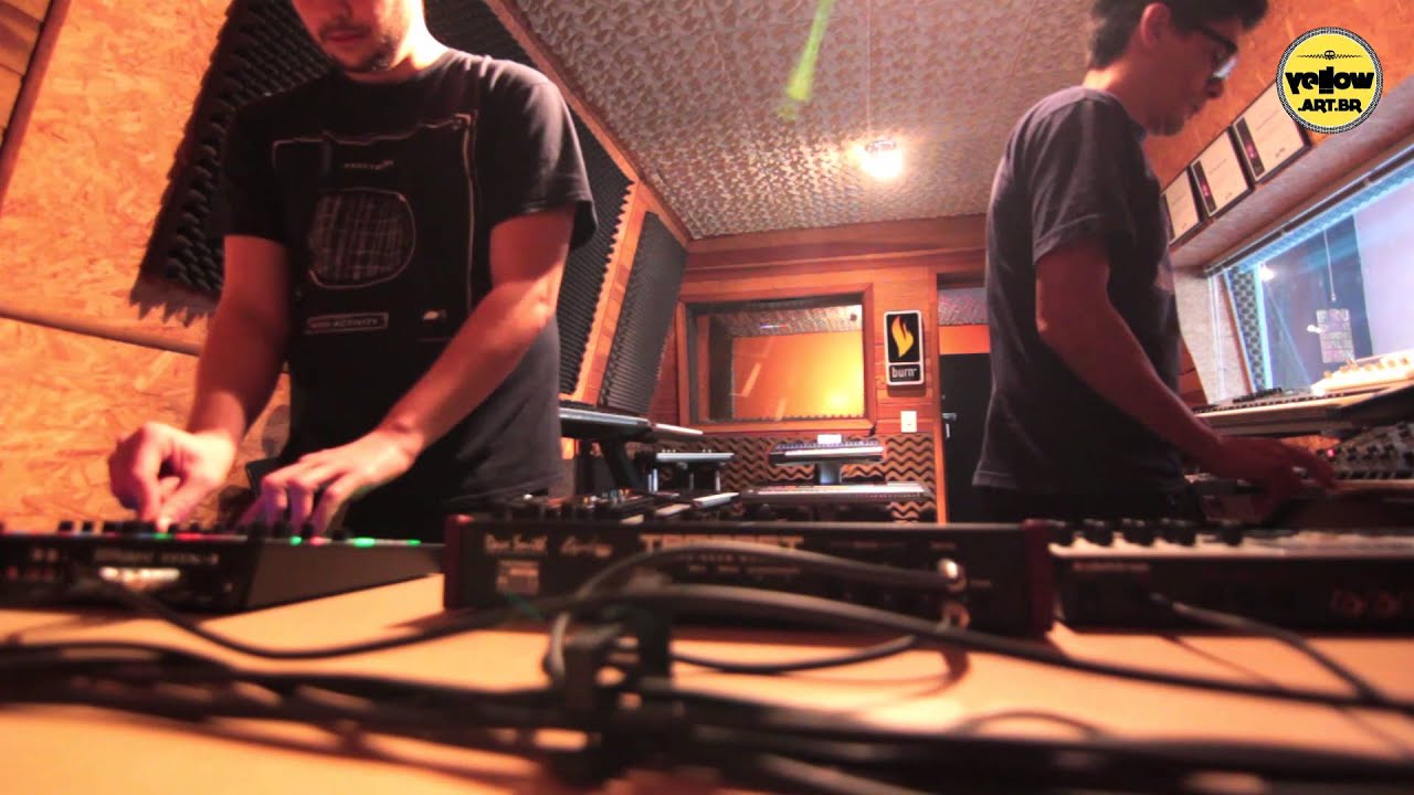 Aira MX-1 Mix Performer | Fab&oslash; & Pako First Impressions