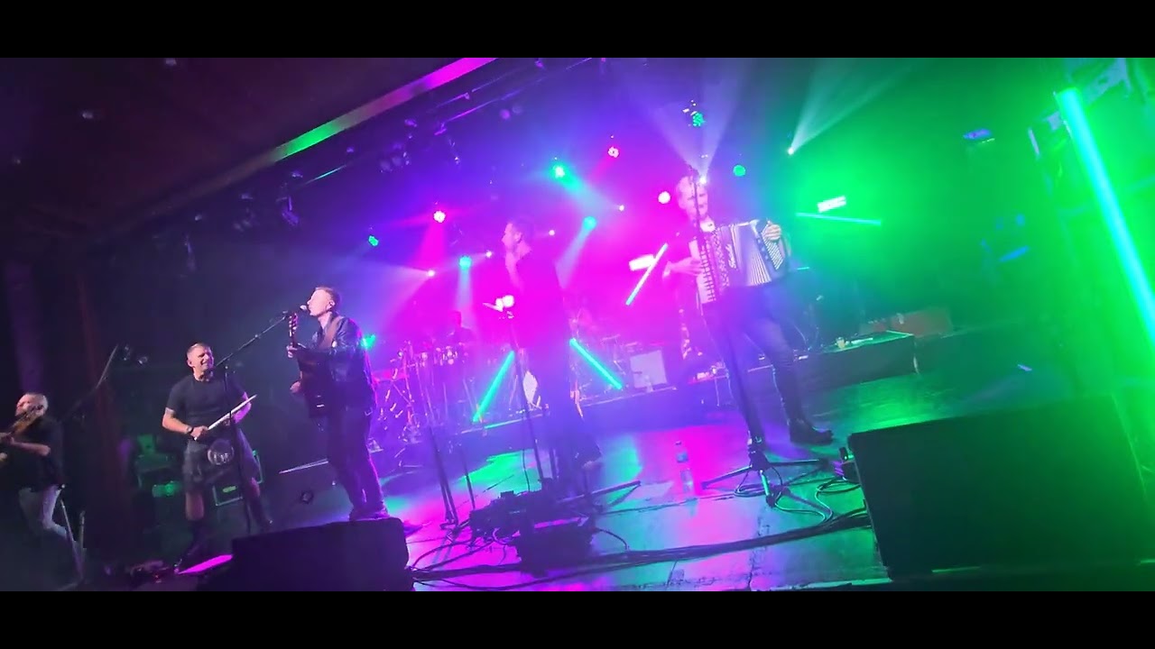 Take My Hand - Skerryvore - Live at Oban 