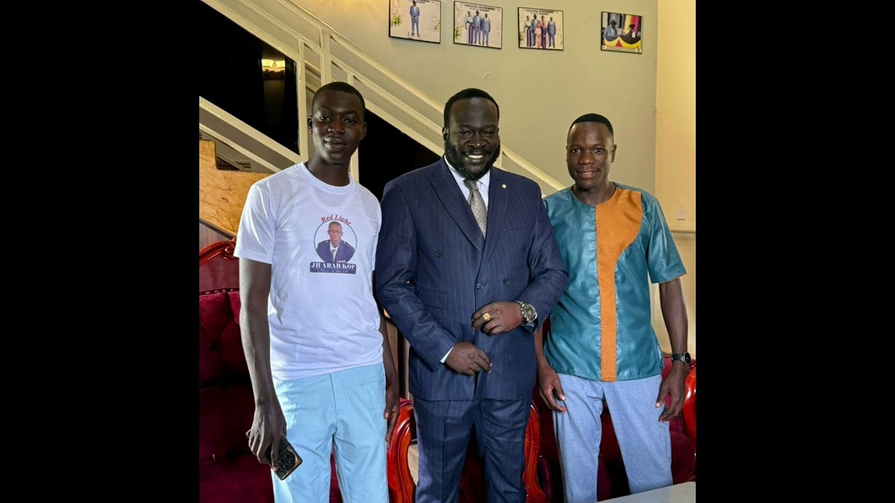 Cako ngwec by Walter B