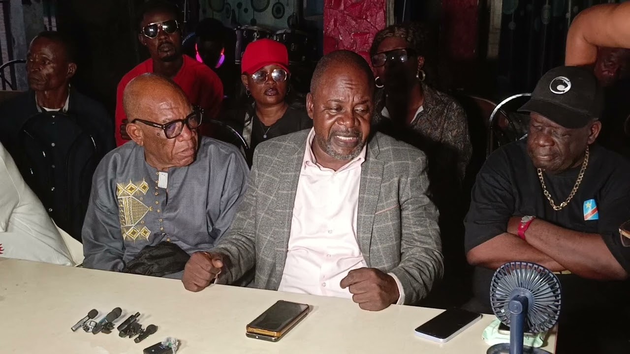 REUNION DES ARTISTE COMEDIENS