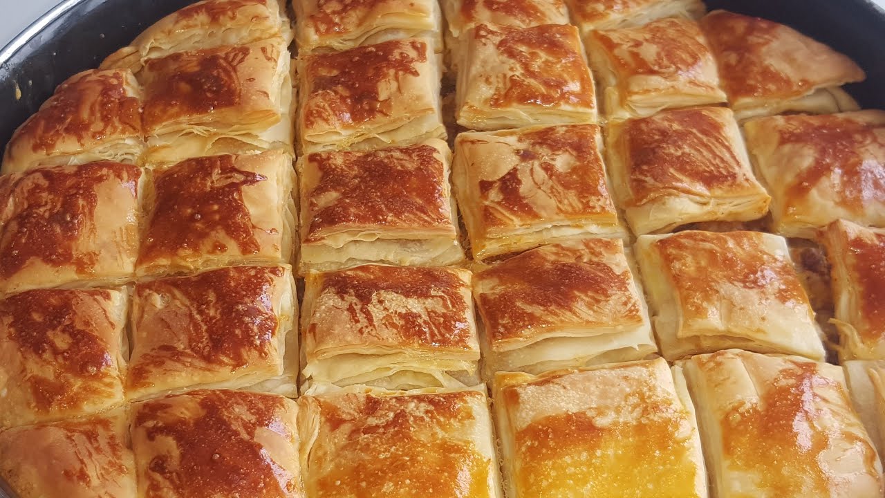 AKŞAM YAPIN SABAH PİŞİRİN ✅ KATLARINI SAYAMAYACAĞINIZ ÇITIR KIYMALI BÖREK TARİFİ 🏆 ÇOK KOLAY ✌️