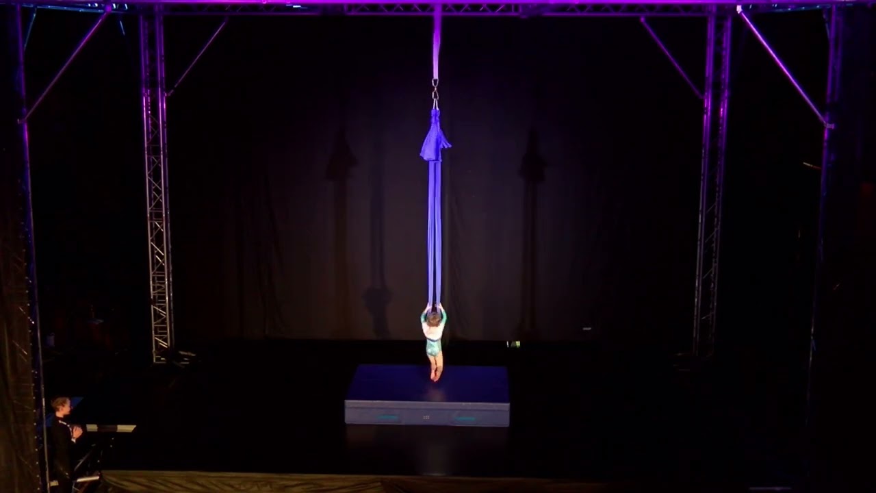 Vinšová Valentina 1 místo  Winter Cup 2026 AERIAL FREESTYLE BABY