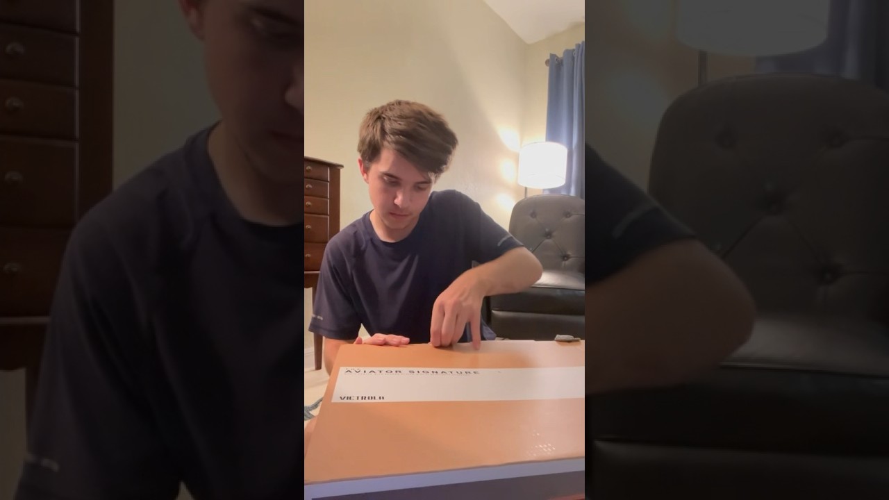Unboxing a FM radio - record player #shorts