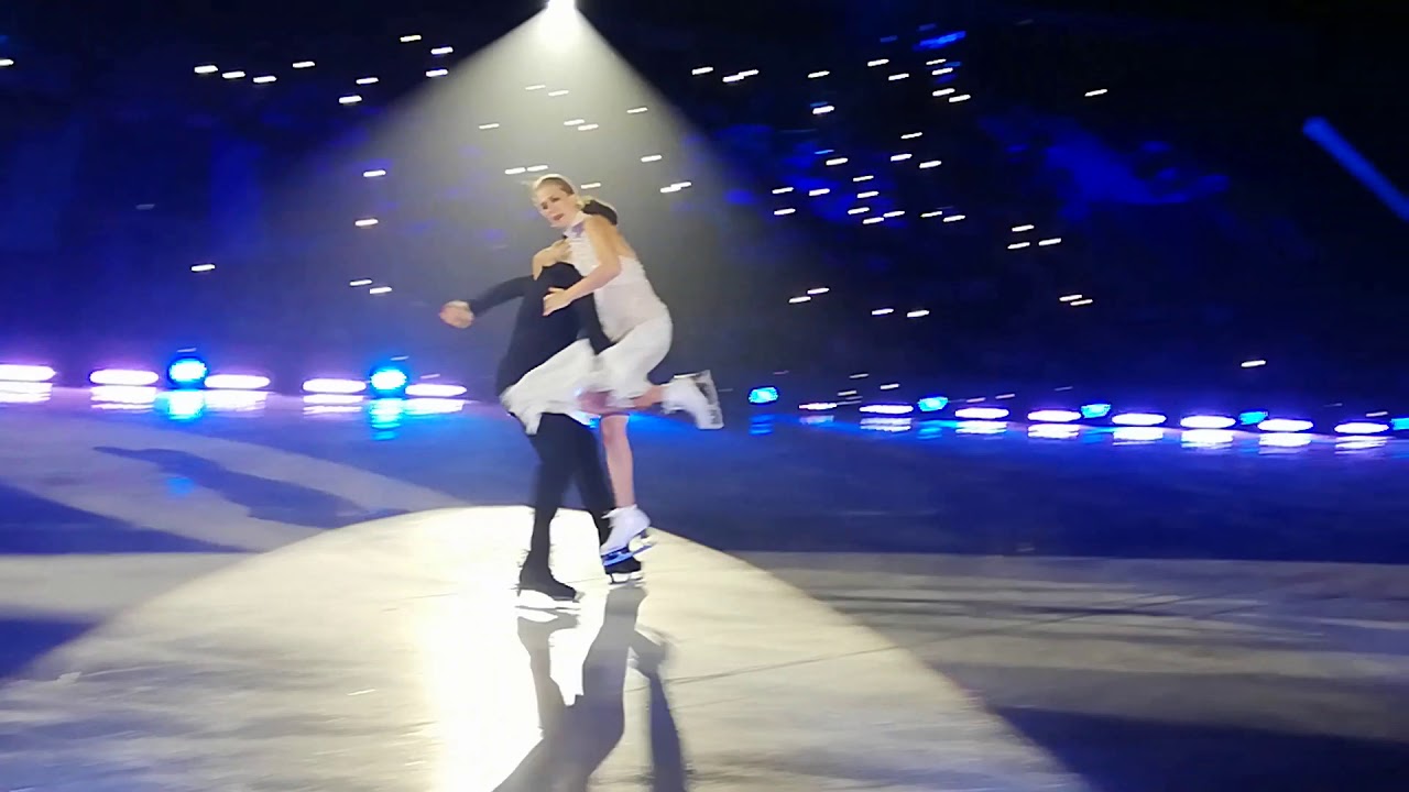 Kaitlyn Weaver and Andrew Poje, Denis Ten Show 2019