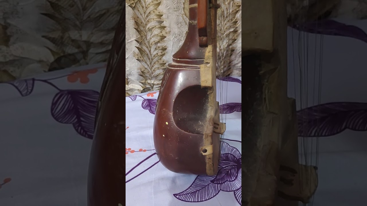 (105)Antique Esraz  for sale,  repairing required.its some 90 to 100 year old, con.9935738085