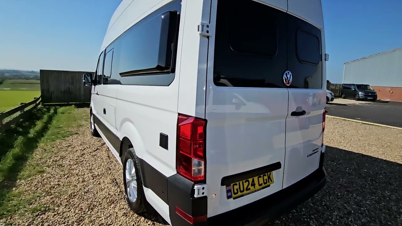 Продается Volkswagen Grand California, тел. 01460 312923. Солнечные батареи, полноценный задний к...