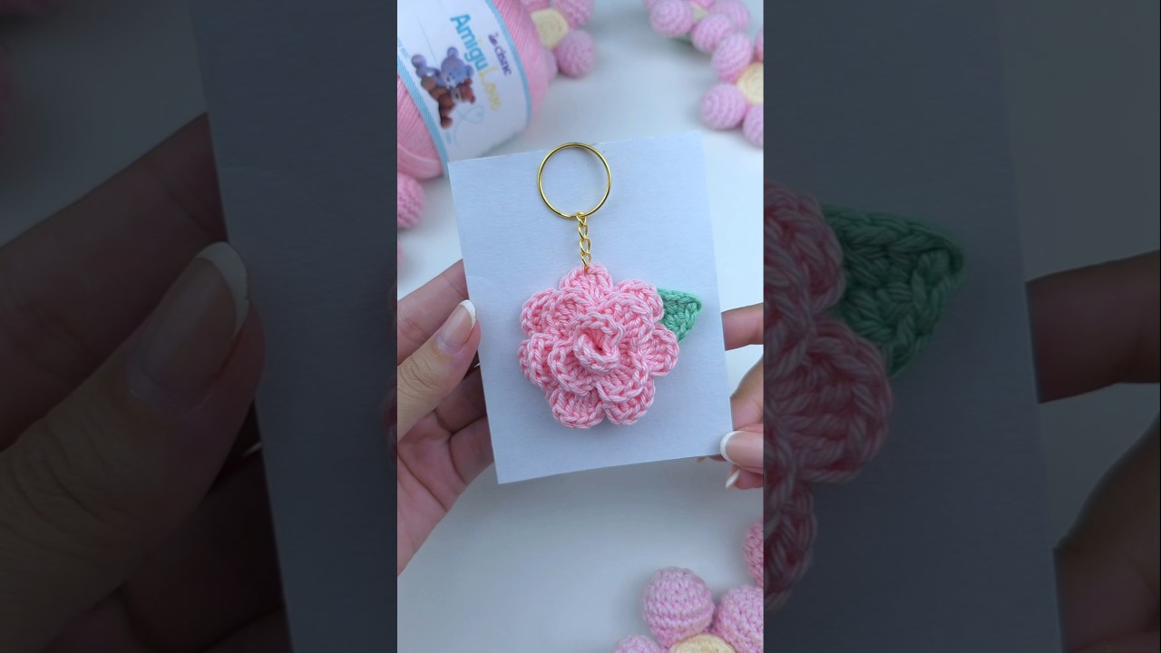Chaveiro rosa @linhascorrente #chaveirodecroche #chaveiros #diy #amigurumi #rosa
