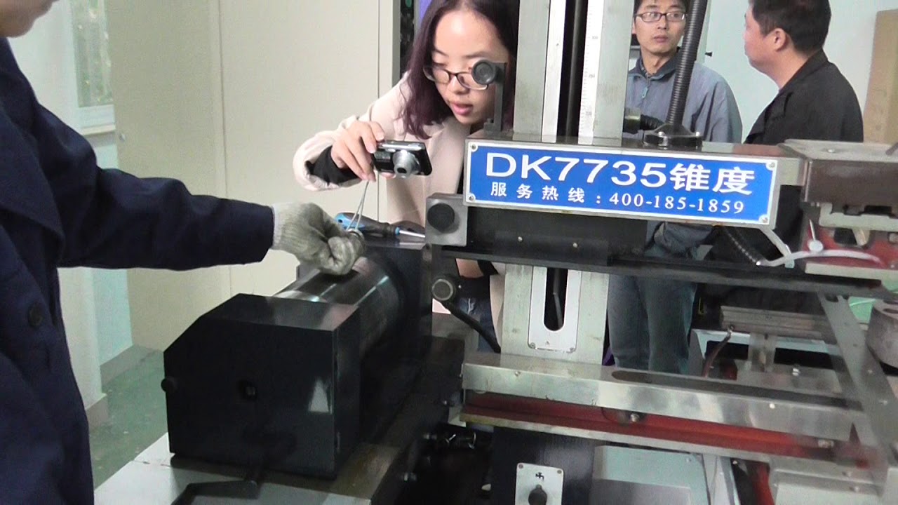 Drawing programming video for wire cutting machine