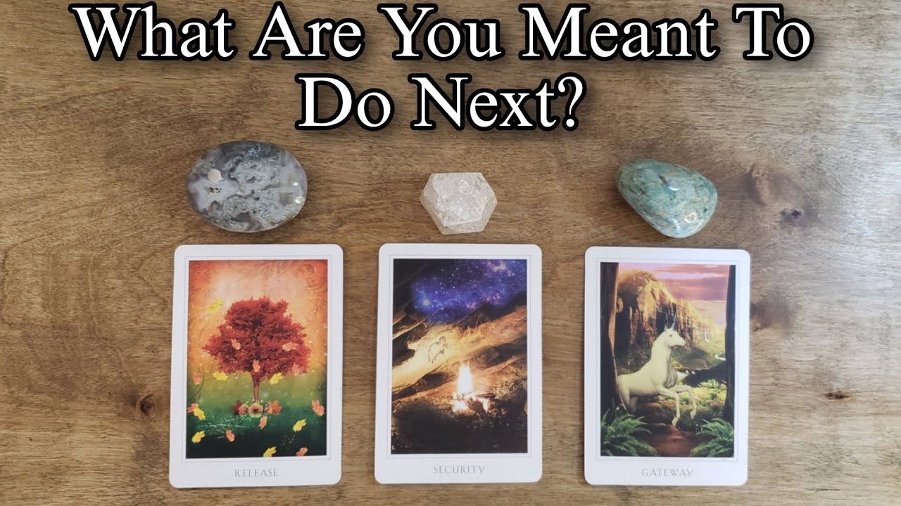 🙄💭 What Are You Meant To Do Next? 🌟  Pick A Card Reading