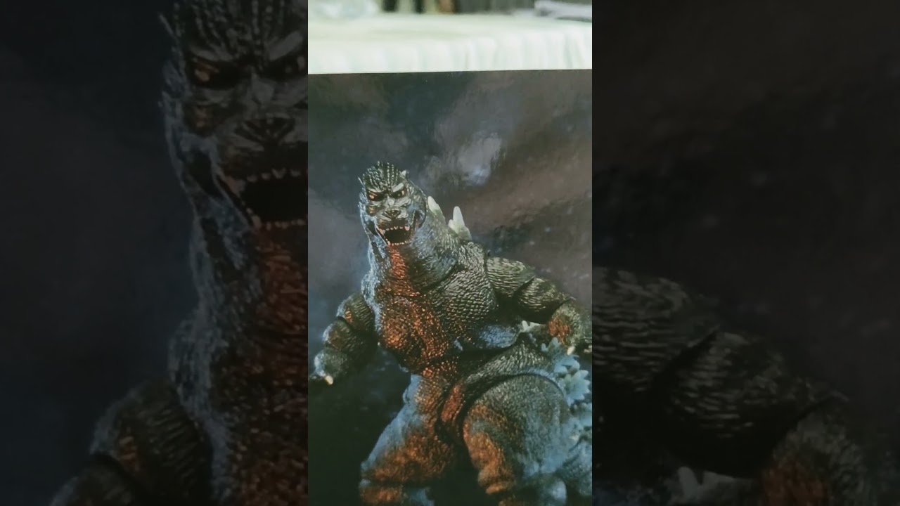 my neca godzilla 1994 figure has arrived!