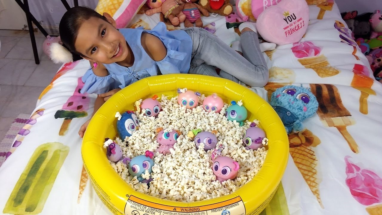 KSI MERITOS fiesta en Alberca llena de Palomitas! Chivatita, Machincuepa Distroller toys!