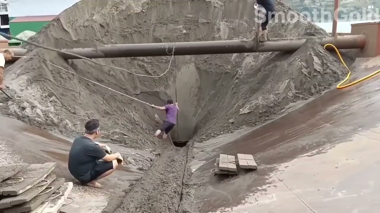 Tons of send unloading Satisfying Work#satisfyingwork #sand #excavator ##HeavyMachinery#SandDumping