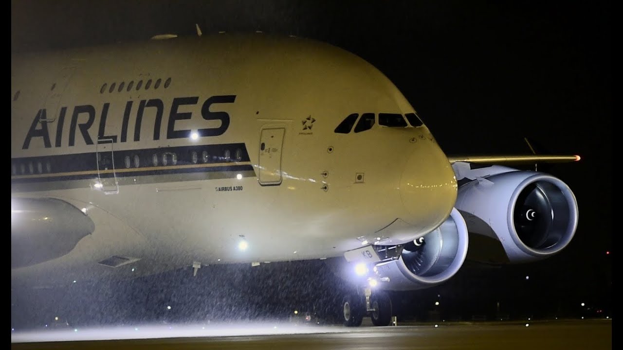 Airbus 380 Singapore Airlines-The SuperJumbo Arrives