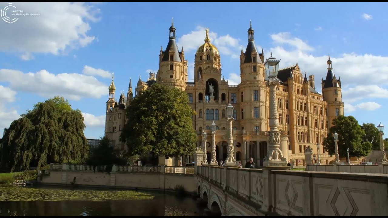 Das Schweriner Schloss - Sitz des Landtages Mecklenburg-Vorpommern