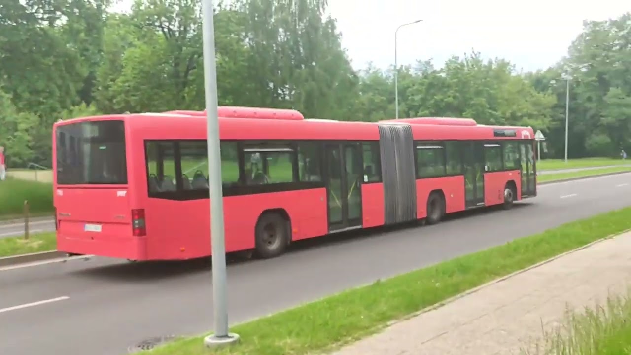 общественный транспорт города Вильнюс на улице Jeruzalė g./Jeruzalė St.      šiltnamių g. / Oslo St.