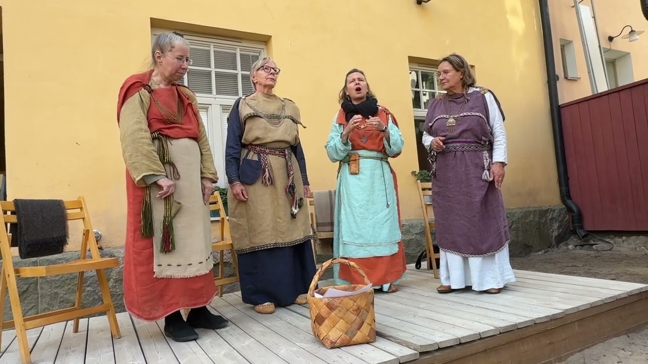 INEHMO: Kettu itki poikiansa
