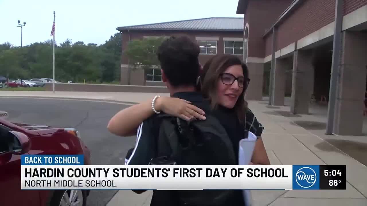 Hardin County teachers use car rider line to jumpstart their students day