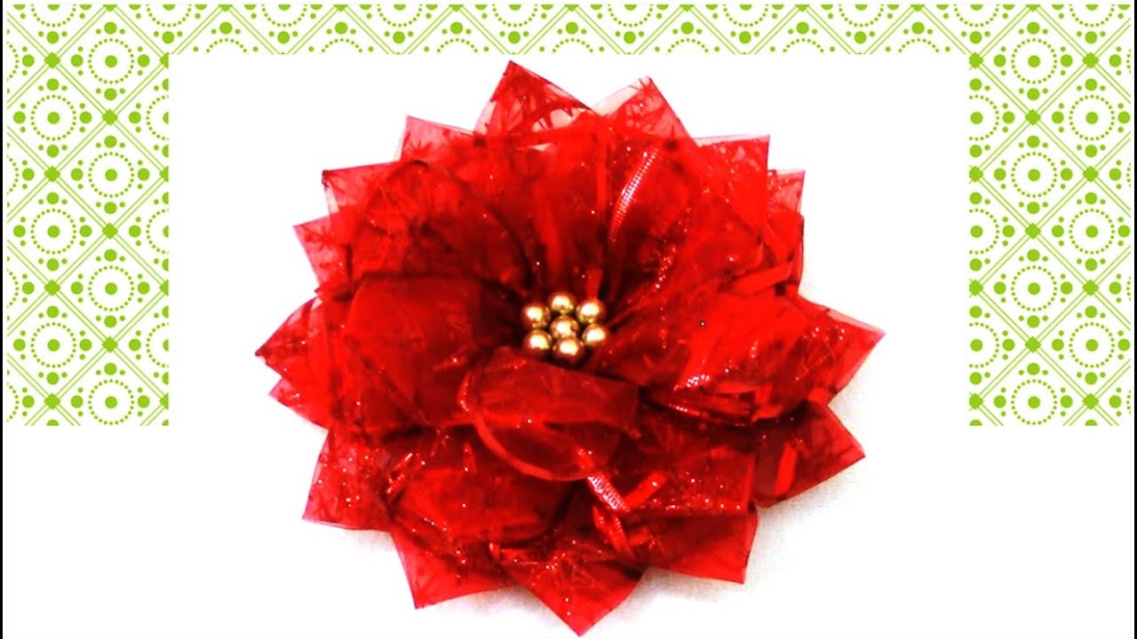 Flores de Navidad en cintas de organza Christmas flowers in organza ribbons