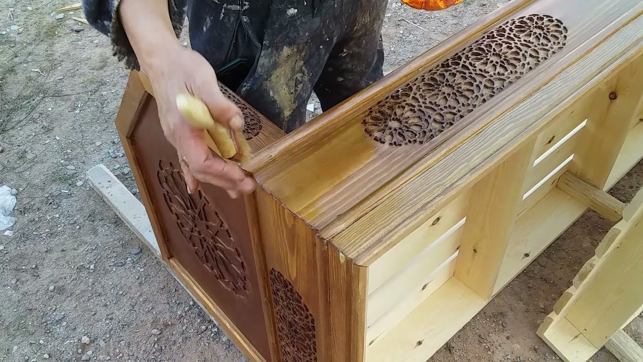 برنيز الخشب...صباغة الخشب👍👍 2022