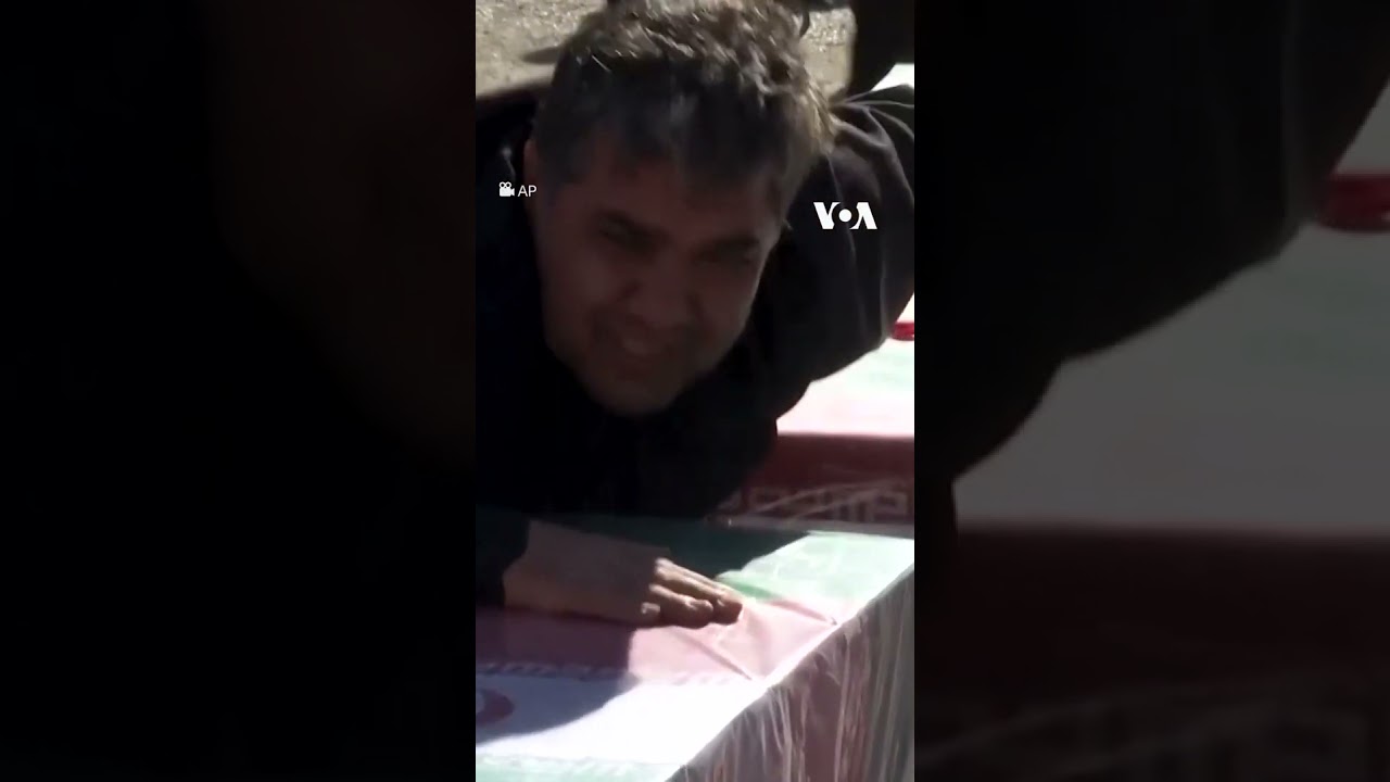 Erondagi portlashlarda halok bo'lganlar dafn etildi