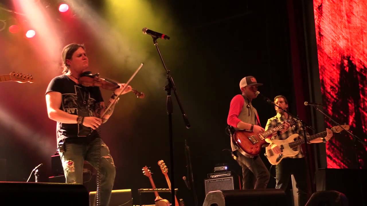 Backroad Anthem live from the Wildhorse Saloon