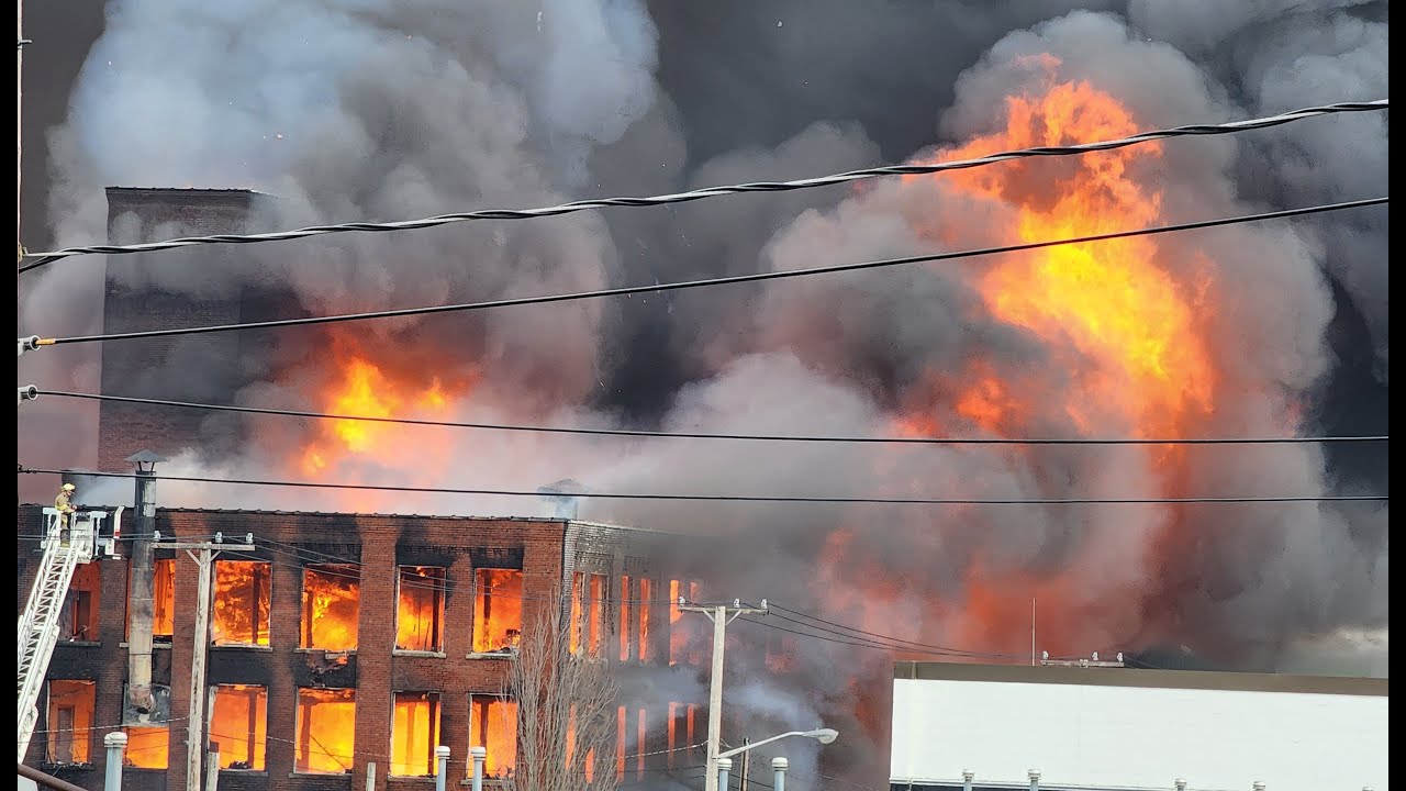 Fire in Jamestown, New York - destroys former Crawford furniture factory