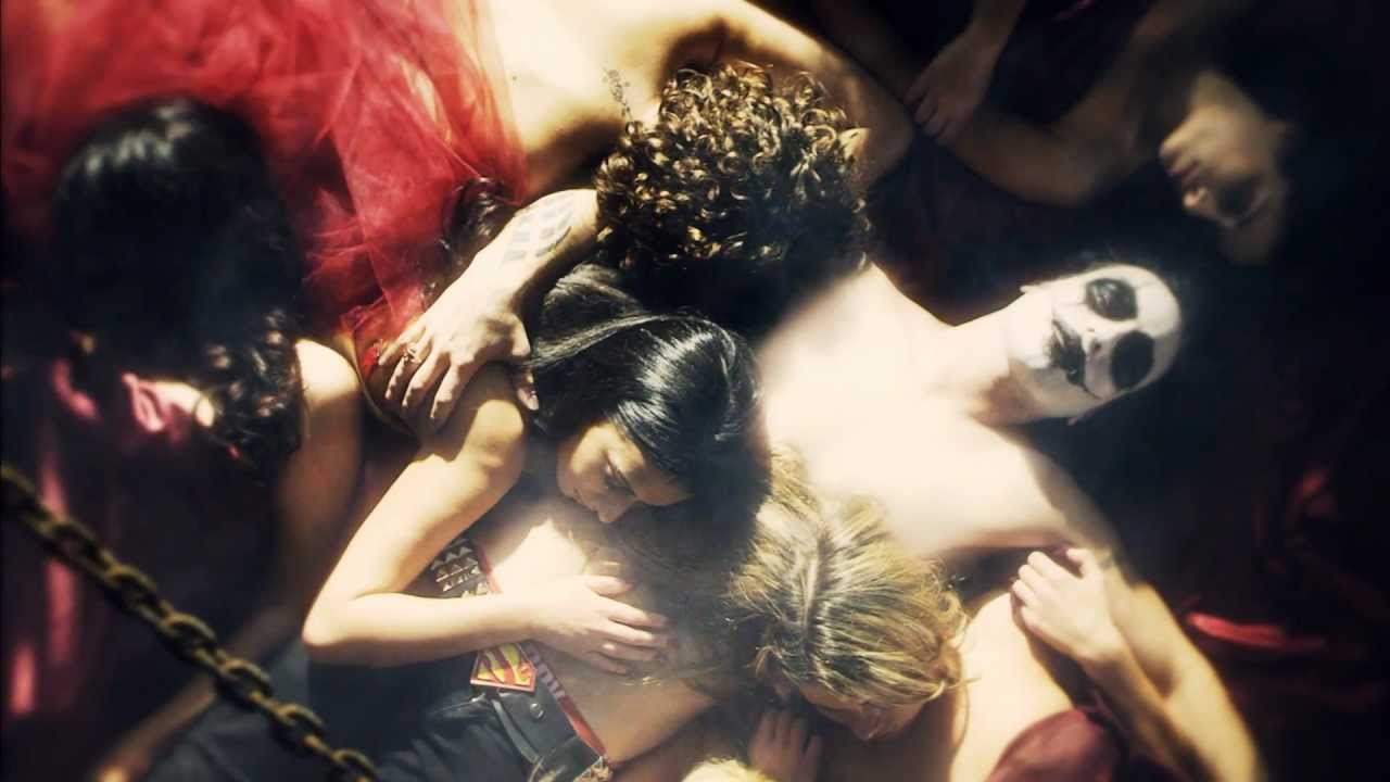Skazi My Way [Official Music Video]