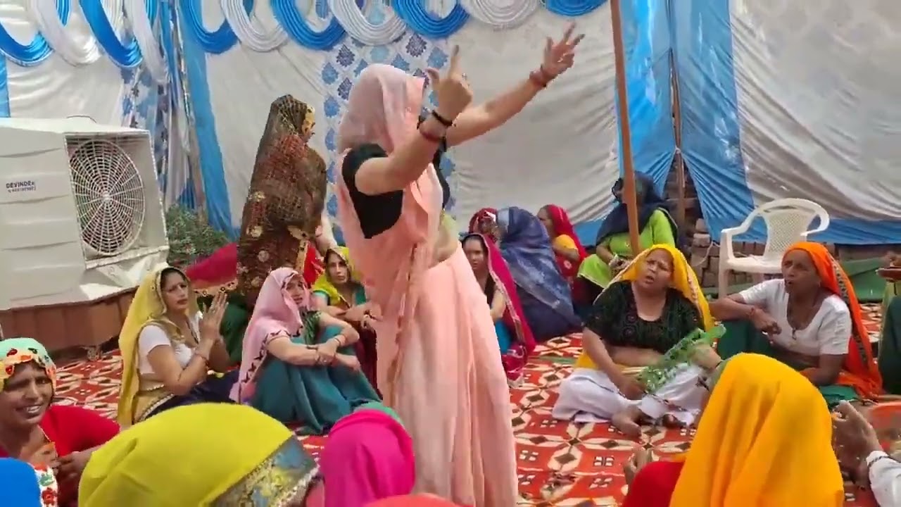 Ahirwal bharawas बिन पीये नशा हो जाता हैं जब सूरत देखूं भोले 💃की💯💯👌🏻
