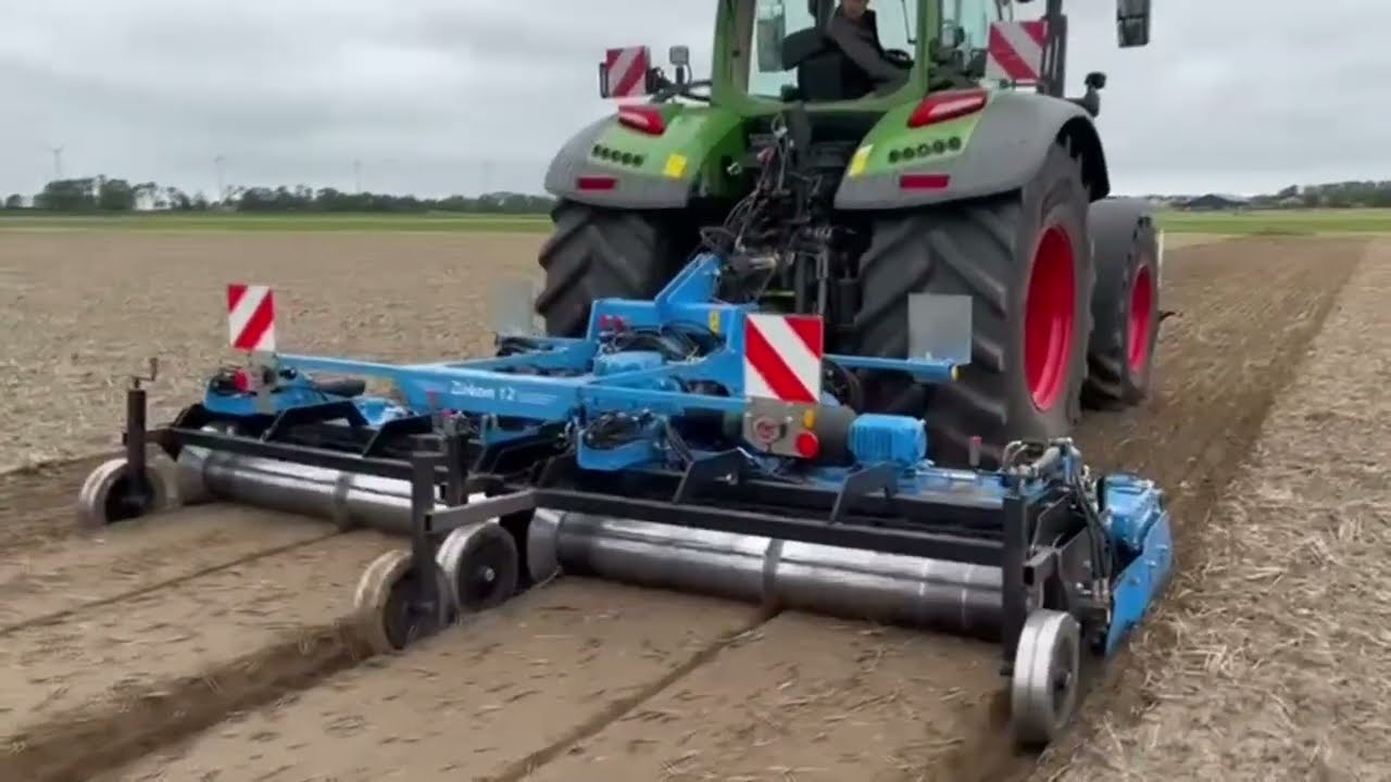 Lemken Zirkon 12 450 met speciale bedvormer