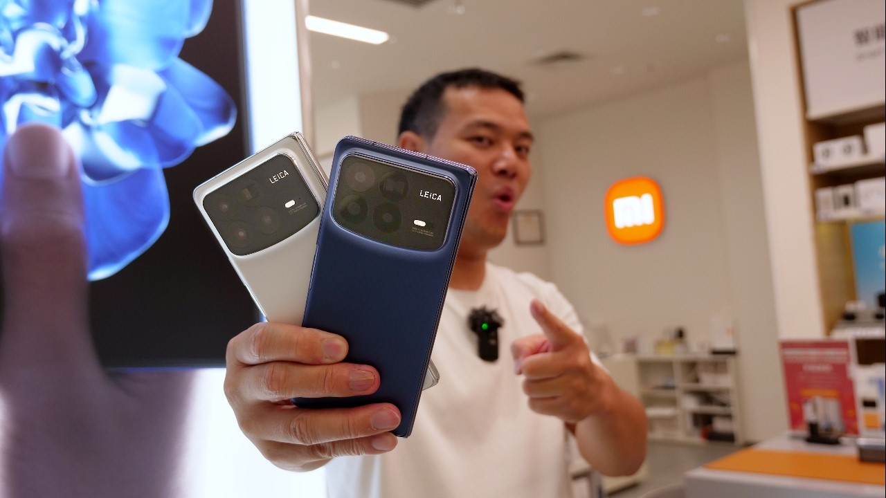 Xiaomi Mix Fold 4 Hands-On: The Lightest and Thinnest Foldable Yet!