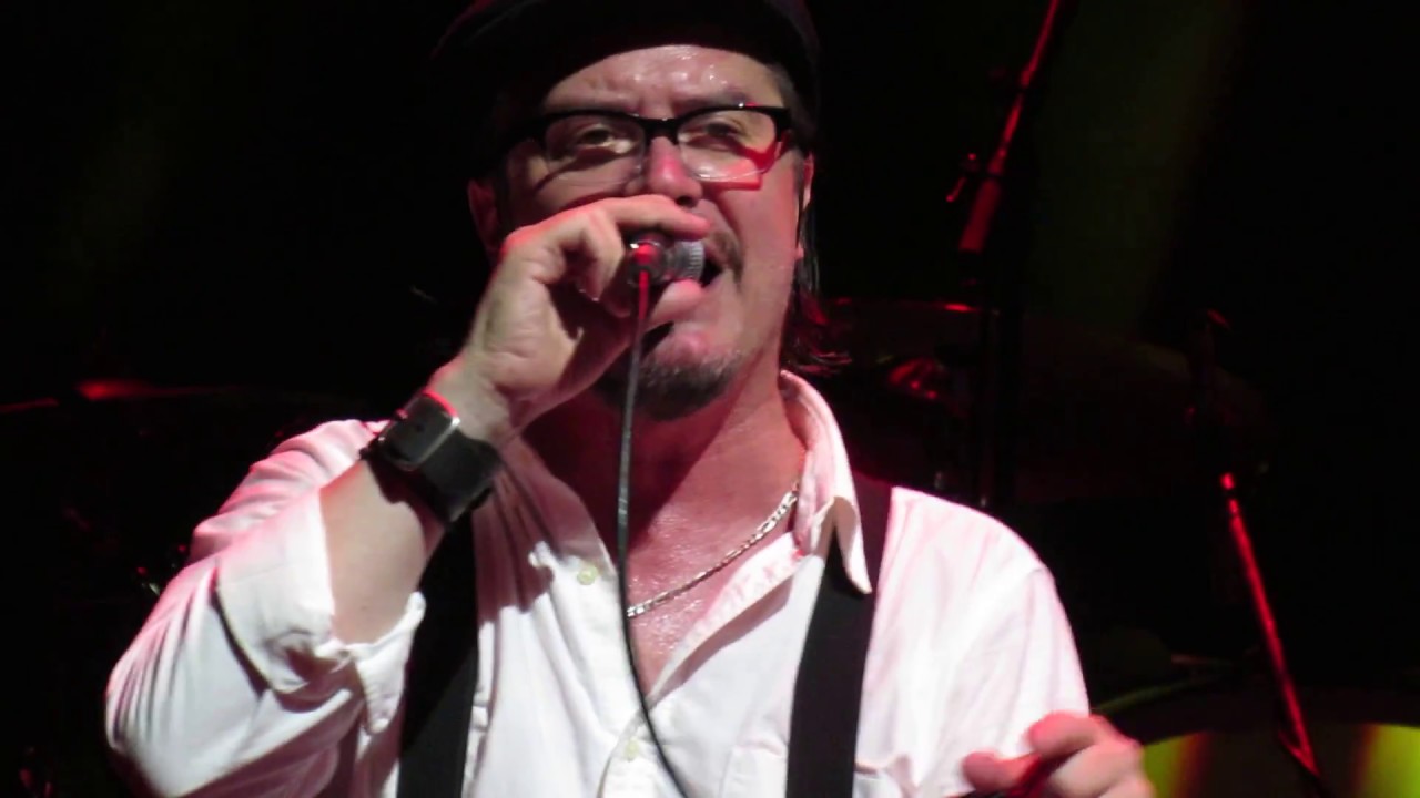 Mike Patton / Mondo Cane -  Deep Down - Buenos Aires, Gran Rex 2018