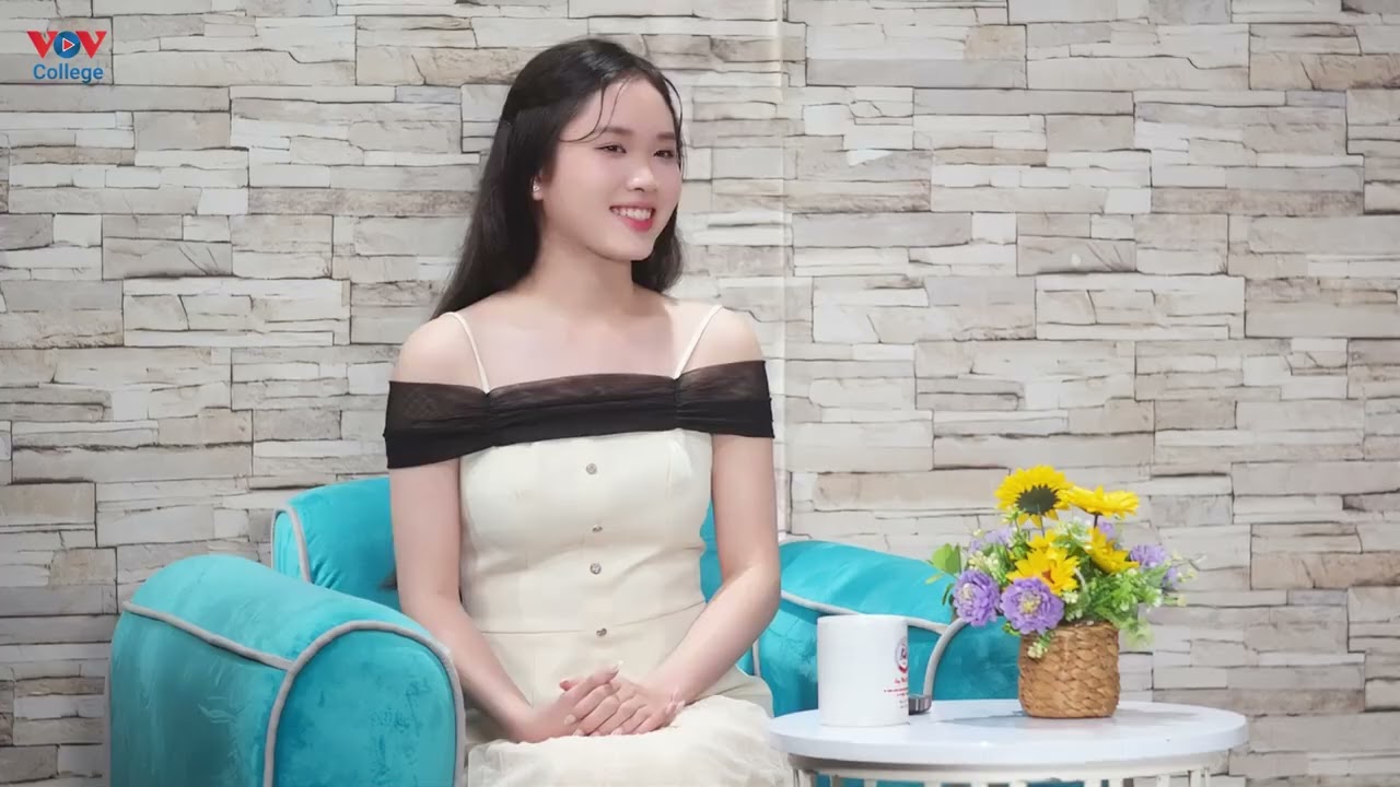 Trò chuyện cùng Hoa khôi Nguyễn Ngọc Phương Trinh #vovcollege