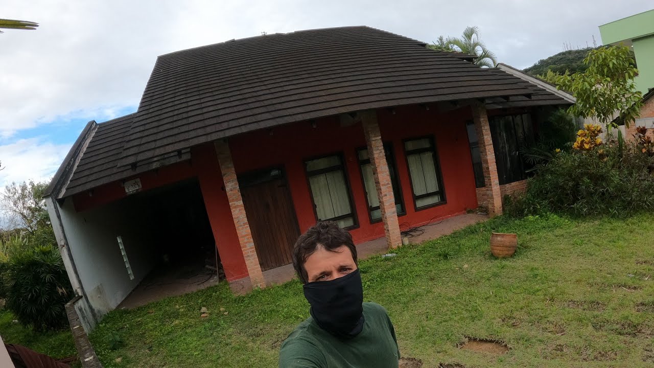 EXPLOREI UMA MANSÃO COMPLETAMENTE ABANDONADA LARGADA NO TEMPO