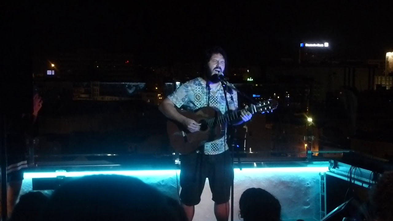 01 El Kanka- Volar