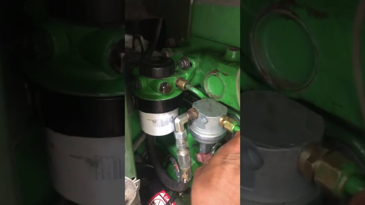 John Deere fuel lift pump working