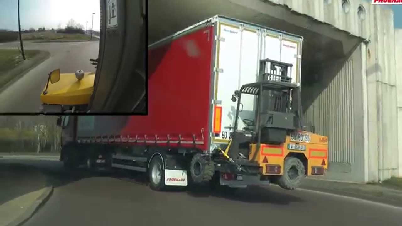 FRUEHAUF in the CITY avec   CHARIOT EMBARQUE TRANSMANUT