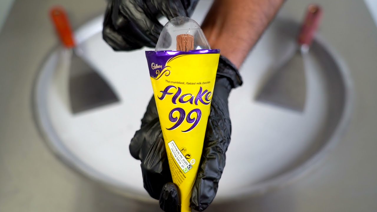 CADBURY FLAKES CONE ICE CREAM ROLLS - SATISFYING FOOD ASMR