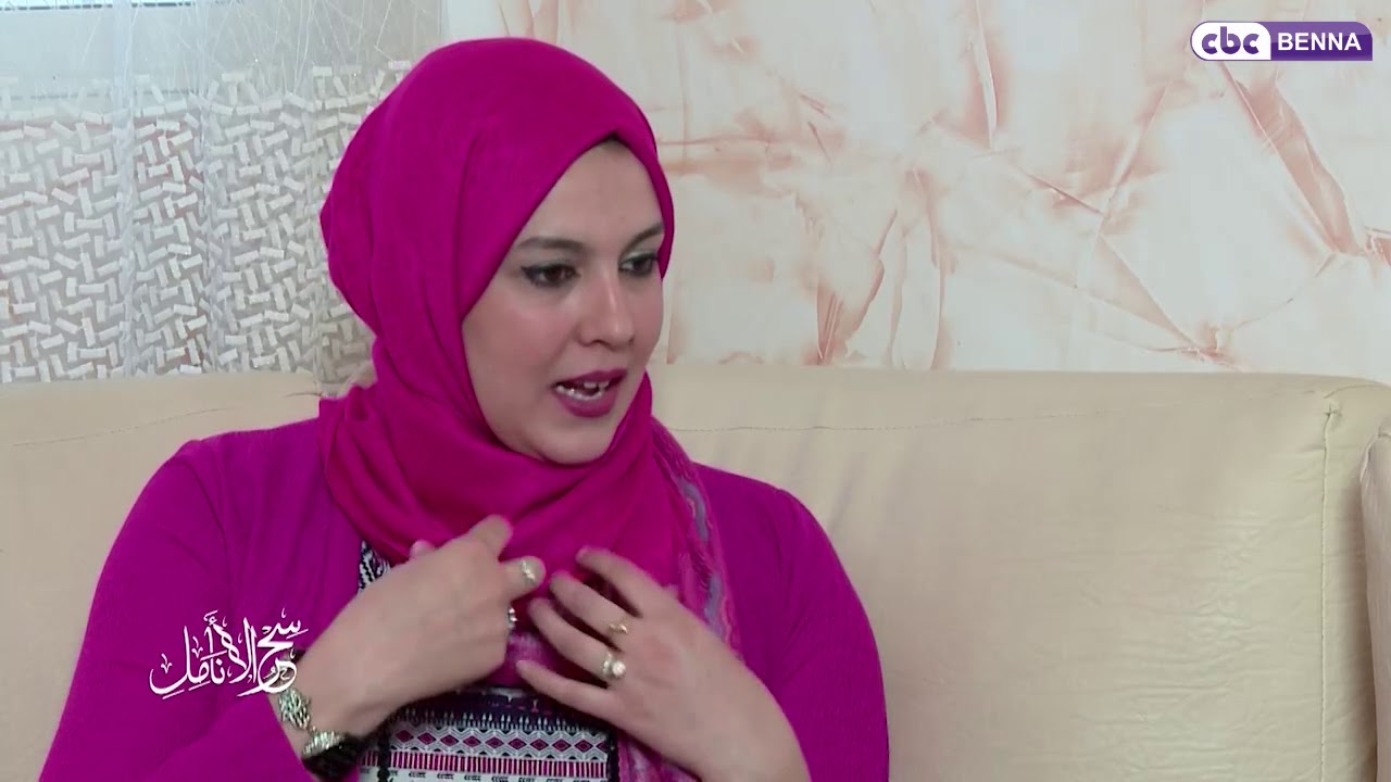 سحر الأنامل: إيمان أعراب مختصة في صناعة المجوهرات