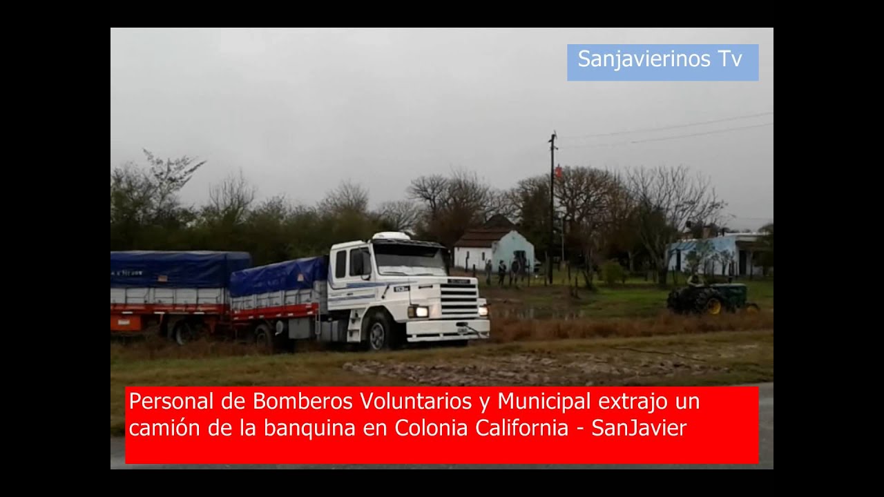 EXTRAEN CAMION DE LA BANQUINA EN COLONIA CALIFORNIA   SAN JAVIER
