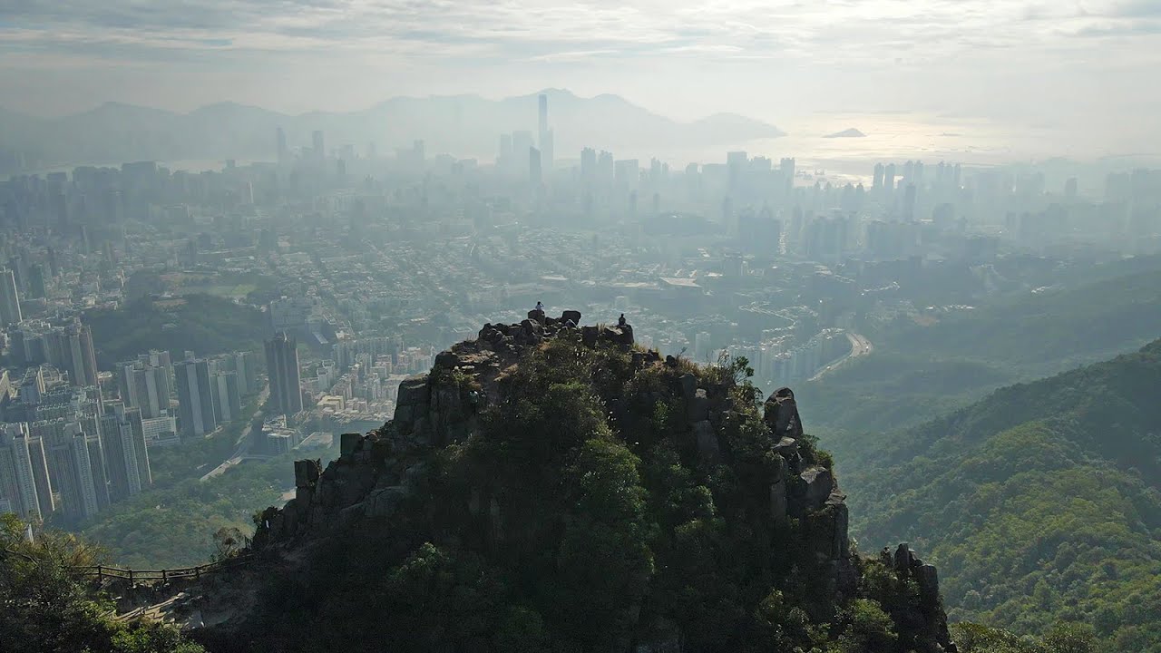 Lion Rock 獅子山 - Hong Kong 4K Drone