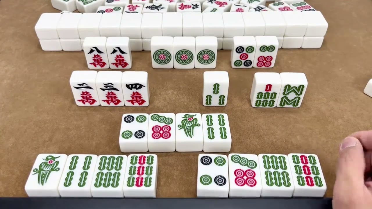 麻将永远不变的法则：刻子带搭不能留，否则输到你泪流