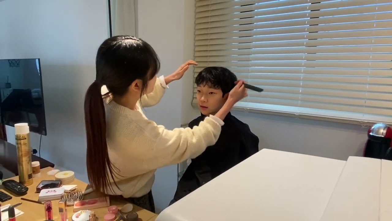 촬영전 지율이 메이크업 ^^ 멜로디엔터테인먼트  모델