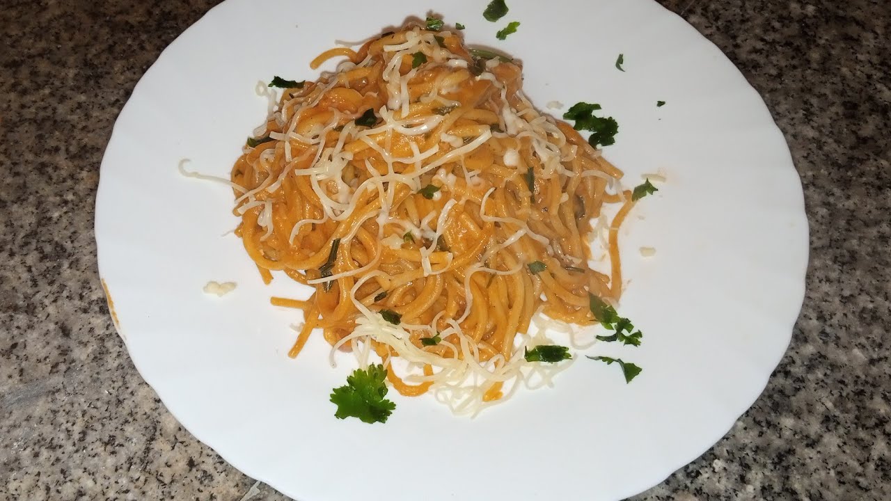#سباكيتي🍝#طبق لذيذ و ساهل حطى كولشي مخلط في الفرن و شبعي😁وصفه من#tiktok#