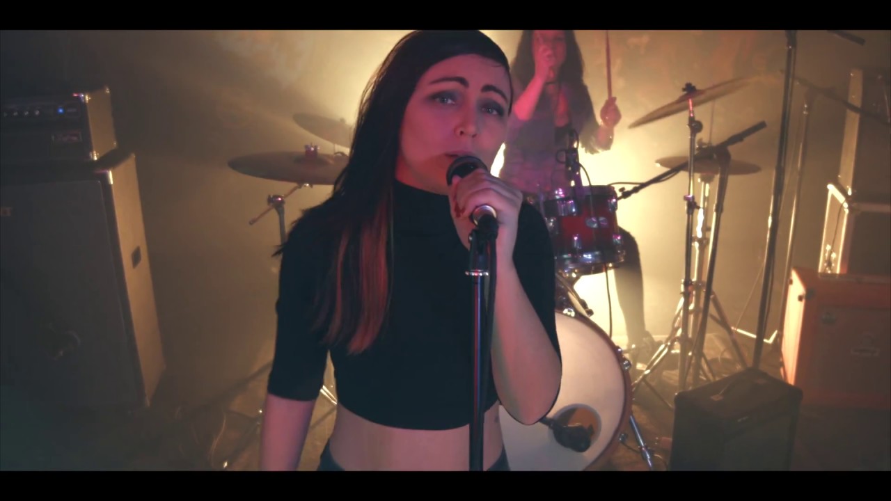 WASTED STRINGS - DIRTY PSYCHO (Official Music Video)