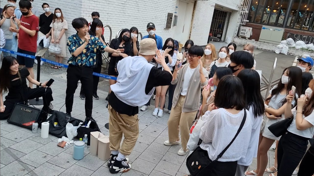 SUNDAY. SHINHWA, YU KAGAWA & CHANWOOK. EXHILARATING INTERACTIVE BUSKING. HONGDAE STREET.