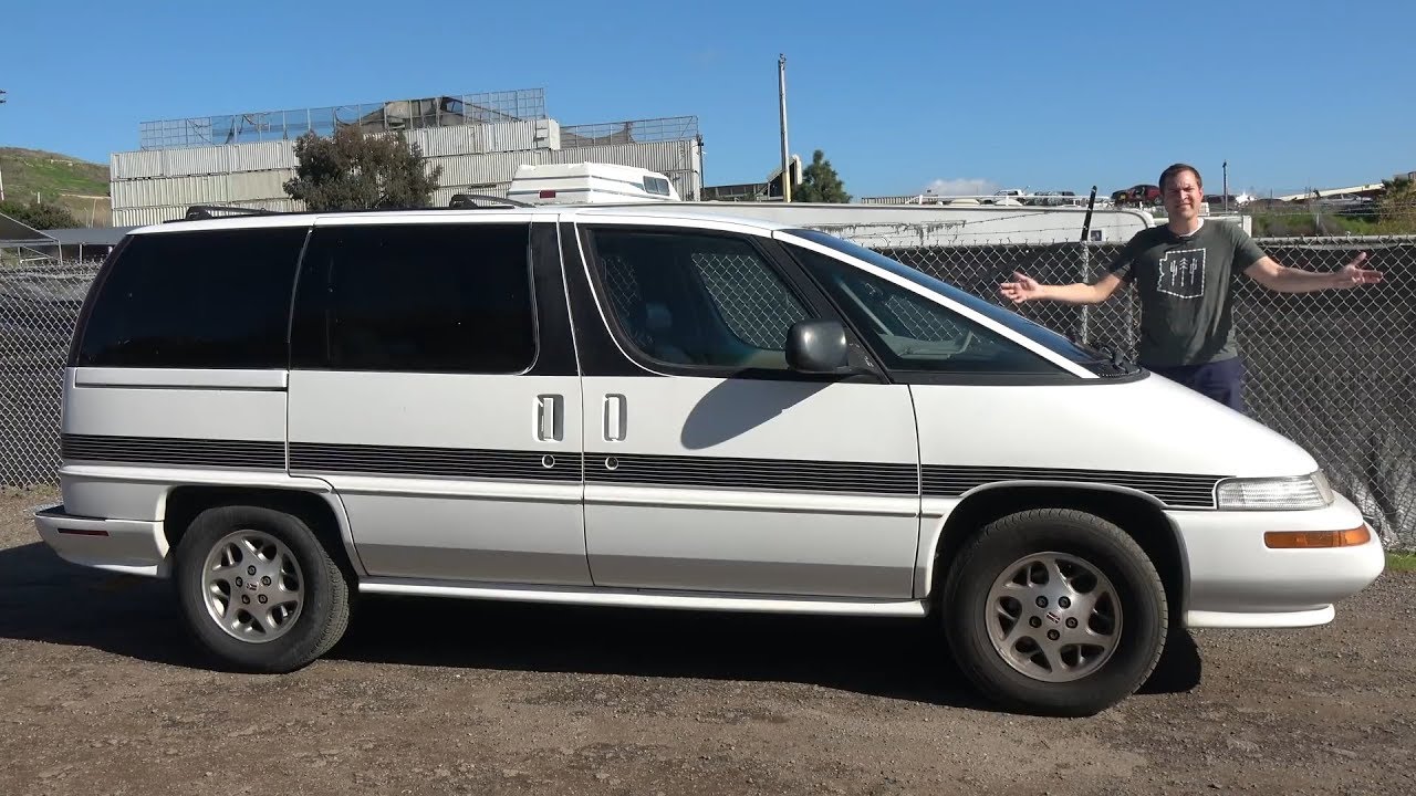 Oldsmobile Silhouette был очень странным люксовым минивэном