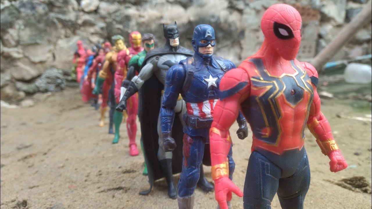MARVEL HEROS TOY/ SPIDER MAN.CAPTAIN AMERICA.BAT MAN.GREEN LANTERN.IRON MAN.