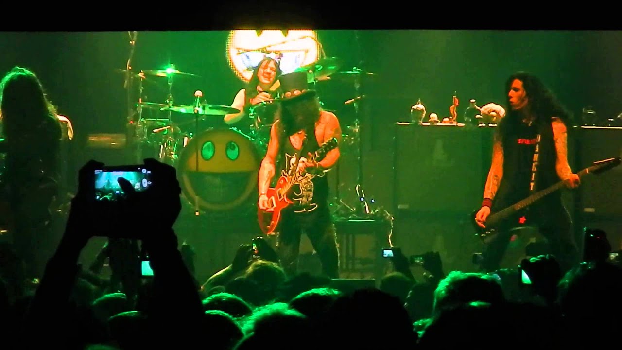 Slash & Myles Kennedy-Welcome to the jungle-Teatro Vorterix