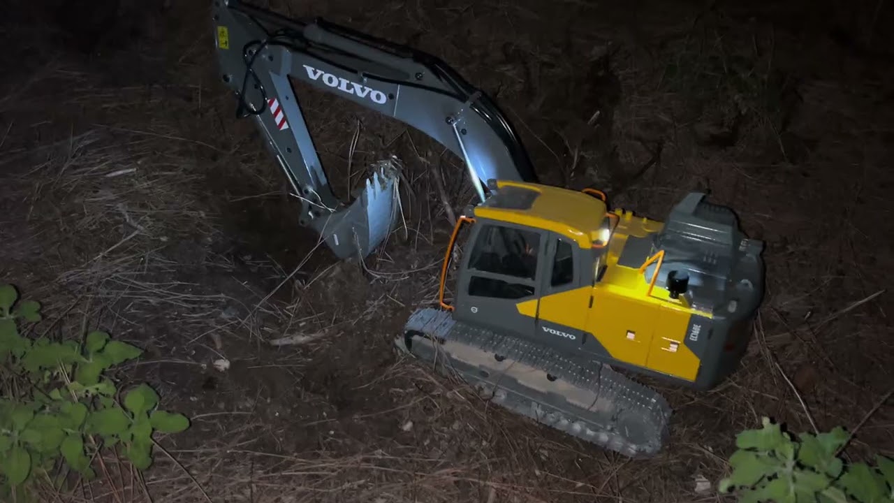 Volvo EC160E E010 RC Excavator #excavator #volvo #DoubleE #rc