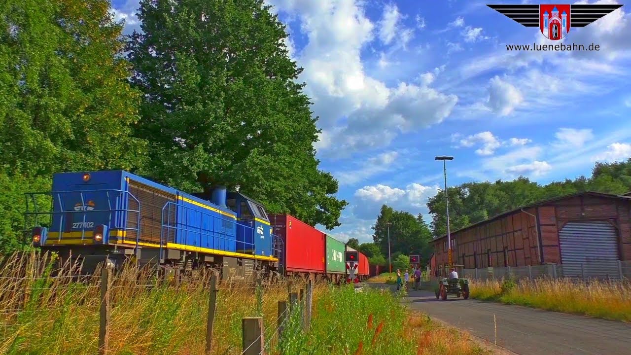 EVB fährt mit Containerzug über die Gebirgsbahn der OHE